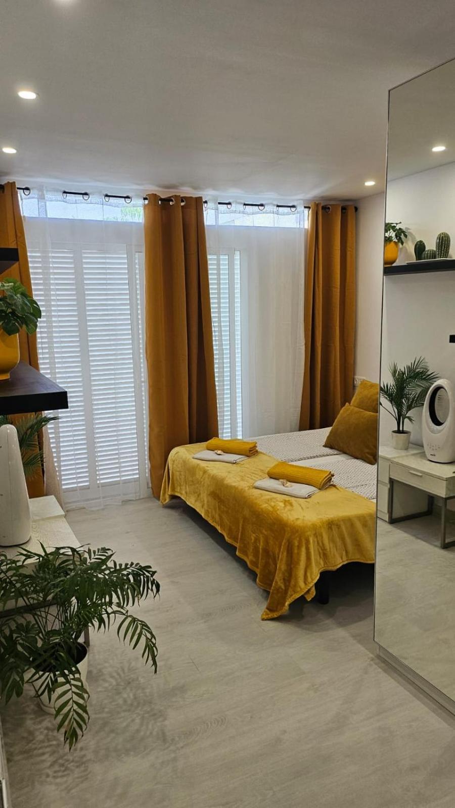 Papagayo Beach Apartments Arona  Bagian luar foto
