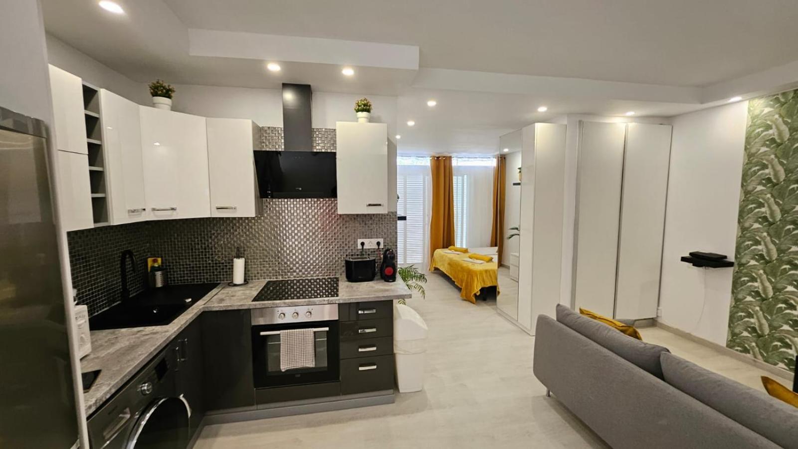 Papagayo Beach Apartments Arona  Bagian luar foto